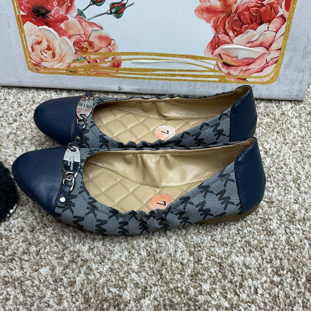 Michael Kors Navy Blue and Gray Signature Ballet Flats